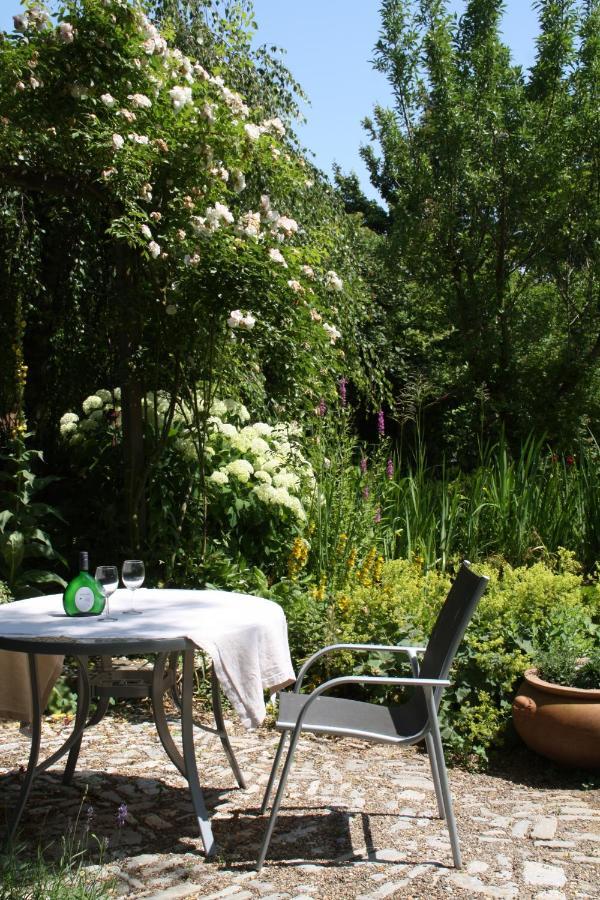 Ferienwohnung Gartenreich Obereisenheim ภายนอก รูปภาพ